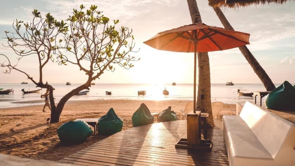 Wind Beach Resort Ko Tao Buitenkant foto